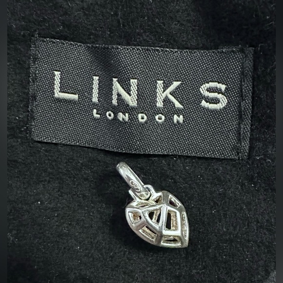 Links of London Flutter Heart Charm - Picture 2 of 2